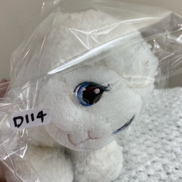 Precious Moments Aurora Lamb Plush Stuffed Animal Share Gift of Love 2016 - Picture 9 of 9